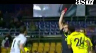 Красная карточка - смотреть видео (0:35)