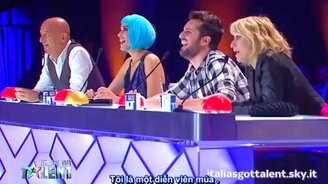 Танец сверхгибкости - смотреть видео (7:49)