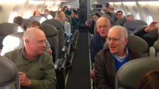 Певчий ансамбль на борту самолёта - смотреть видео (0:51)