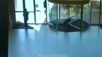 Броня не пробита! - смотреть видео (0:12)