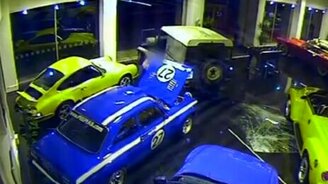 Угнать за 40 секунд - смотреть видео (0:43)