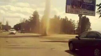 Смерч в Ангарске - смотреть видео (0:15)