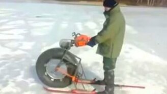 Снегоход из бензопилы - смотреть видео (1:30)