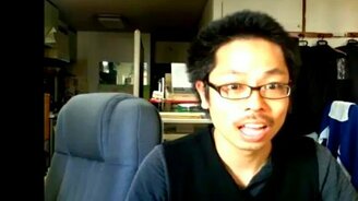 Увиденное его шокирует - смотреть видео (0:34)