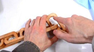 Создание деревянной цепи - смотреть видео (6:26)