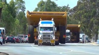 Перевозка масштабного груза - смотреть видео (15:03)