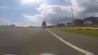 Самый эффектный обгон в картинге - смотреть видео (0:14)