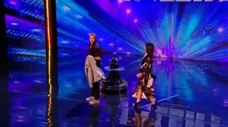 Жёсткий на вид трюк - смотреть видео (1:55)