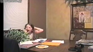 Курьёзы с котами и детишками - смотреть видео (1:34)