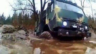 Тест-драйв моделей грузовиков - смотреть видео (5:03)