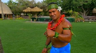 Влезаем на кокосовое дерево - смотреть видео (2:50)