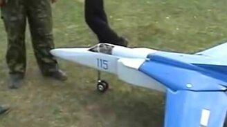 Потрясная модель Миг-23 - смотреть видео (8:10)