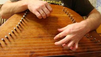 Игра на шлемовидных гуслях - смотреть видео (8:50)