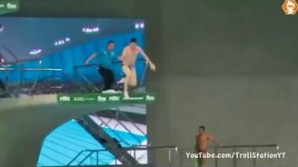 Выступил на Олимпиаде - смотреть видео (0:37)