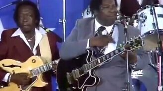 Порвал струну - не беда! - смотреть видео (2:59)