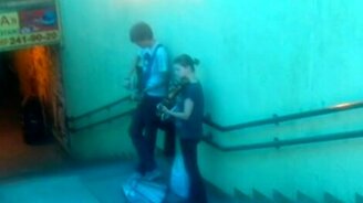 Нирвана в красноярском подземном переходе - смотреть видео (1:50)