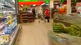 Пожарная тревога в супермаркете - смотреть видео (0:33)