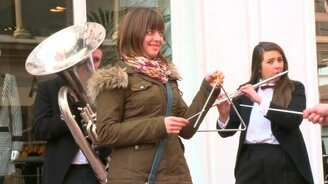 Весёлые шутники из оркестра - смотреть видео (3:31)