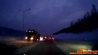 Любители опасного обгона - смотреть видео (5:12)