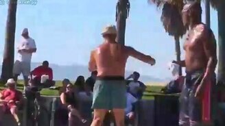 Дед танцует - смотреть видео (1:19)