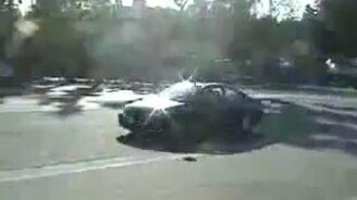 Меткий бросок из авто - смотреть видео (0:27)