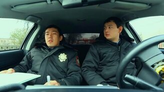 Добрый ДПС-ник - смотреть видео (0:43)