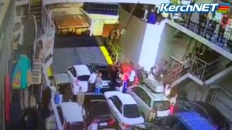 Самоуничтожение авто - смотреть видео (0:31)