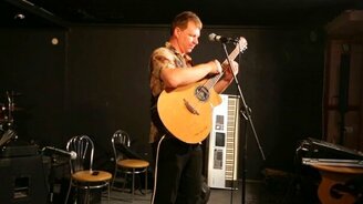 Виталий Макукин - Коктебель - смотреть видео (3:58)