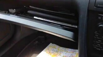 Лёгкий джаз от бардачка - смотреть видео (0:54)