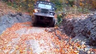 Встали на дыбы из-за перегрузки - смотреть видео (5:19)