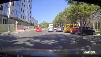 Когда дверь не жалко - смотреть видео (5:24)