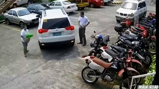 Проделки горе-водителей - смотреть видео (5:06)