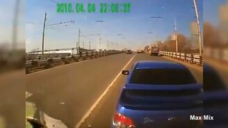 Попытки проучить грузовики - смотреть видео (5:27)