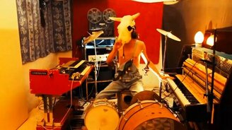 Рогатый музыкант - смотреть видео (1:42)