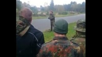 Женщина и граната - смотреть видео (0:24)