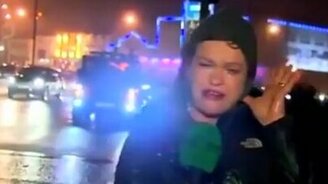 Сиди дома в шторм! - смотреть видео (0:22)