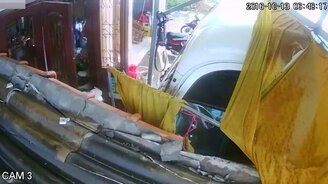 Суровая остановка автобуса - смотреть видео (0:37)