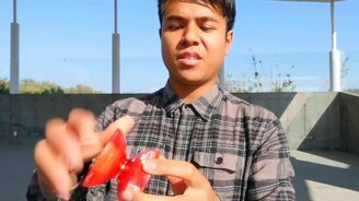 Трюки с непривязанным йо-йо - смотреть видео (3:41)