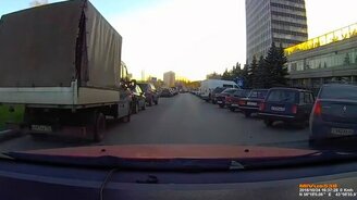 Учите детей ПДД! - смотреть видео (0:32)