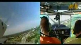 Посадили самолёт на дорогу - смотреть видео (1:30)