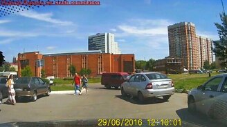 Глупость и непредусмотрительность на дороге - смотреть видео (10:11)