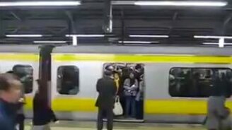 Очередь в метро - смотреть видео (1:27)