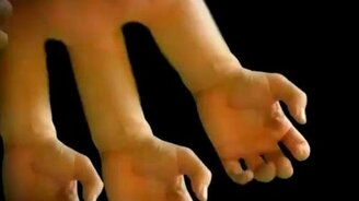 Гипнотические руки - смотреть видео (0:25)