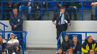 Охранник-танцор - смотреть видео (1:00)