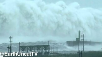 Величественные океанские волны - смотреть видео (0:28)