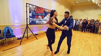 Страстный танец бачата - смотреть видео (4:14)