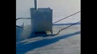 Оригинальная подготовка льда к хоккею - смотреть видео (0:46)