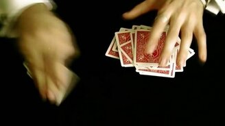 Ловкость рук с игральными картами - смотреть видео (4:40)