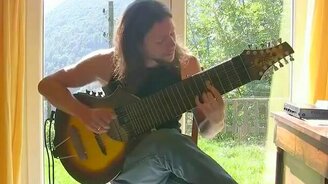 Фолк на 12-струнной гитаре - смотреть видео (2:00)