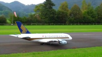 Реактивный самолёт на радиоуправлении - смотреть видео (7:03)